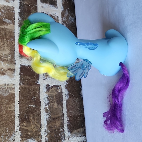 My Little Pony Rainbow Dash - Picture 6 of 9